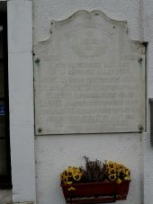 POI Étalle - Monument aux morts de la gare de Ste-Marie - Photo 1