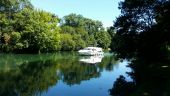 Punto de interés Bourg-Charente - Un bateau sur le fleuve - Photo 1