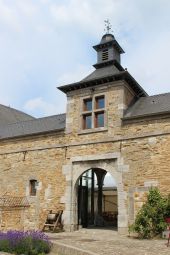Point d'intérêt Assesse - Château-Ferme de Petit-Courrière - Photo 1