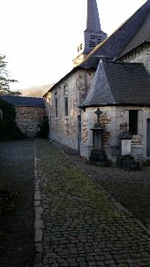 Point d'intérêt Yvoir - Eglise de Godinne - Photo 1