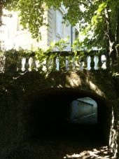 Point d'intérêt Saint-Romain-au-Mont-d'Or - Pont sous une maison - Photo 1