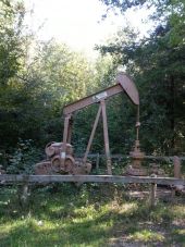 Punto di interesse Fontainebleau - Puit de Pétrole - Photo 1