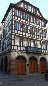 Point d'intérêt Strasbourg - Point 21 - Ancienne Hostellerie du Cerf - 1298 - Photo 1