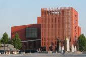 Point d'intérêt Bruges - 't Zand (place) et le Concertgebouw (Hall des concerts) - Photo 6