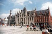 Point of interest Bruges - De Burg (City Council Square) - Photo 8