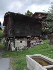 Punto di interesse Ernen - anciennes maisons et raccards - Photo 6