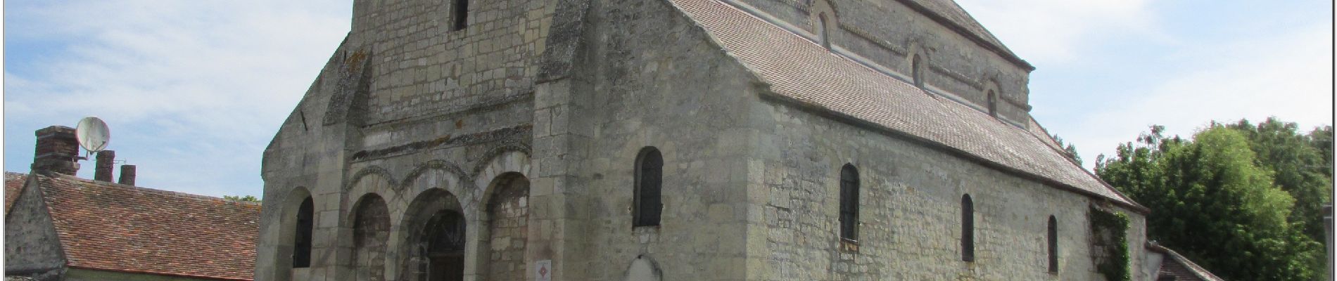 Point d'intérêt Pont-Sainte-Maxence - église St Lucien de Sarron - Photo