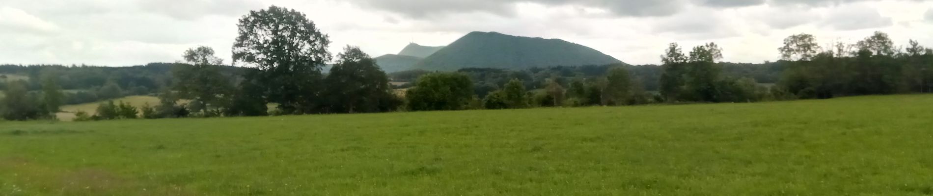 Randonnée V.T.T. Villeneuve-les-Cerfs - beauregard - Photo