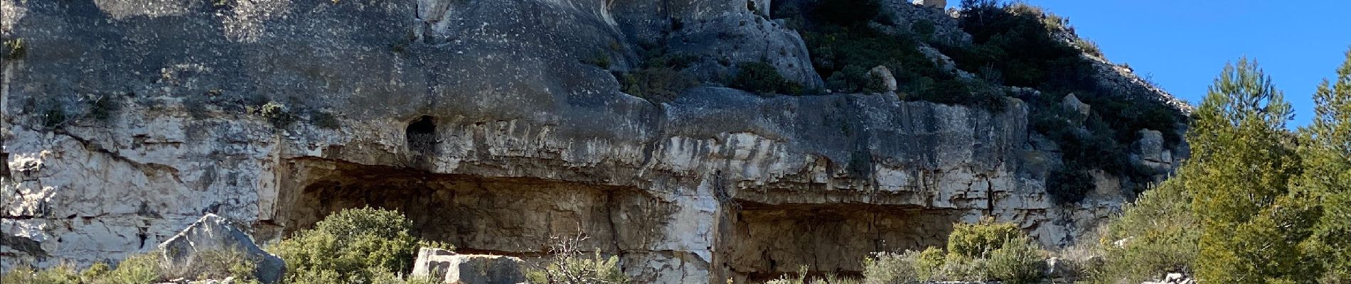 Tour Wandern Lançon-Provence - Ruine de Constantine - Chateau Virant - Photo