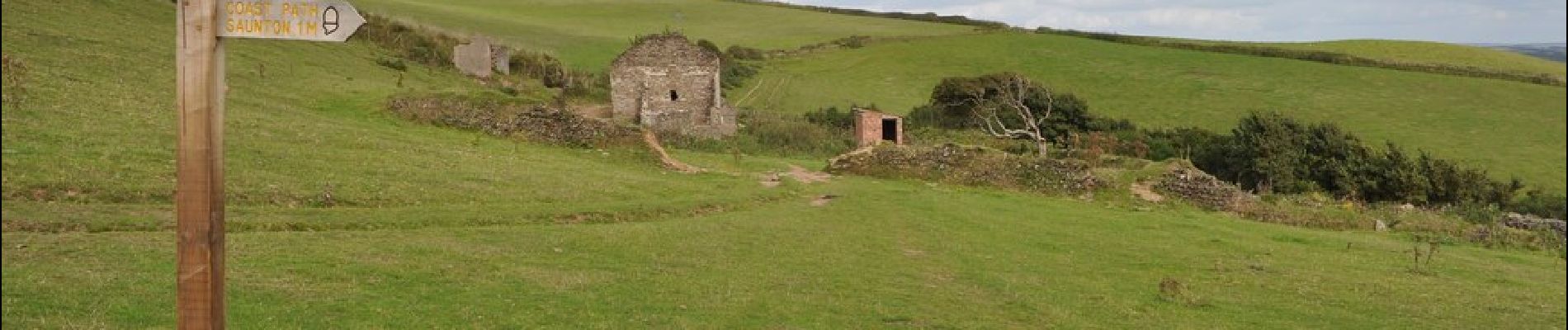 Trail On foot North Devon - Tarka Trail - Croyde to Saunton Circular Route - Photo