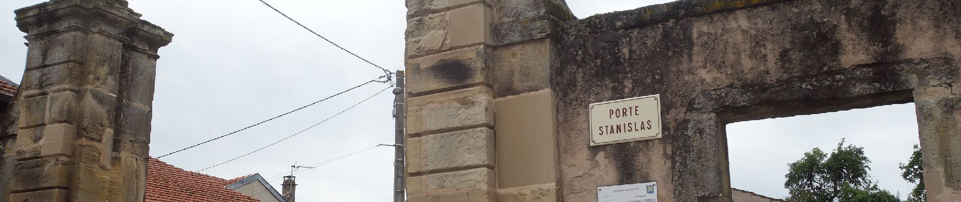 Punto de interés Jolivet - Jolivet - Porte vestige du Château de Stanislas - Photo