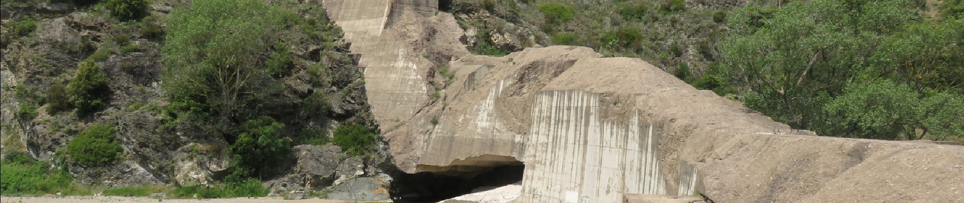 Percorso Marcia Fréjus - Esterel : barrage de Malpasset et lac de l'Avellan - Photo