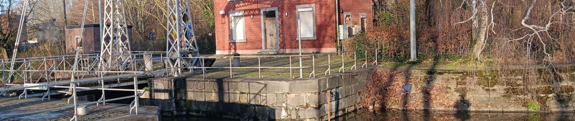 Tocht Stappen Luik - quyntifyon enre belle île et île aux corsaires  - Photo