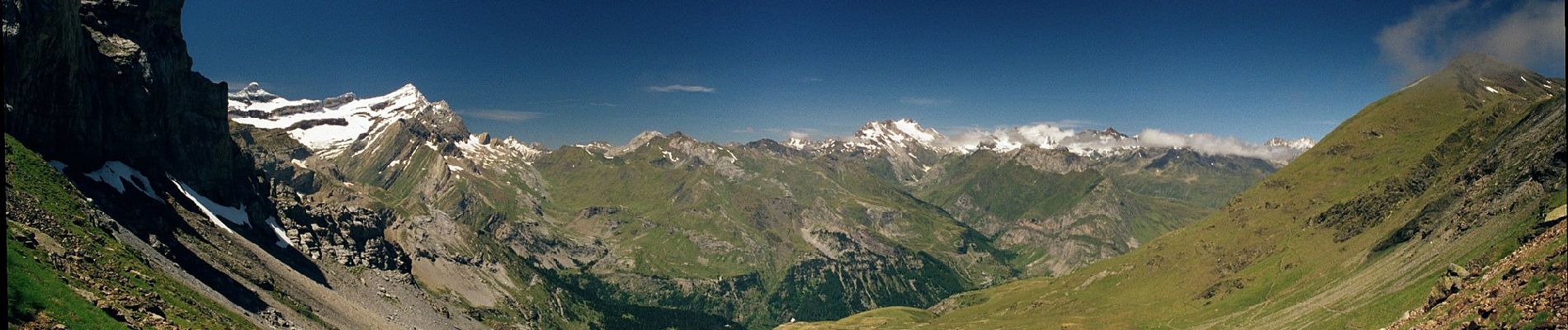 Percorso A piedi Gavarnie-Gèdre - Vers la Hourquette d'Alans par le Cirque d'Estaubé - Photo