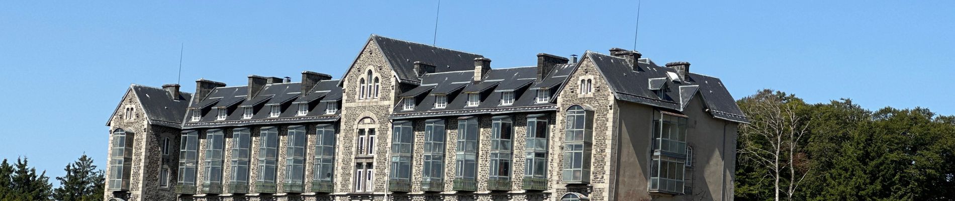 Tour  Nasbinals - Le Puits En Velay, dernier jour, saint Chély d’Aubrac, doux braque - Photo