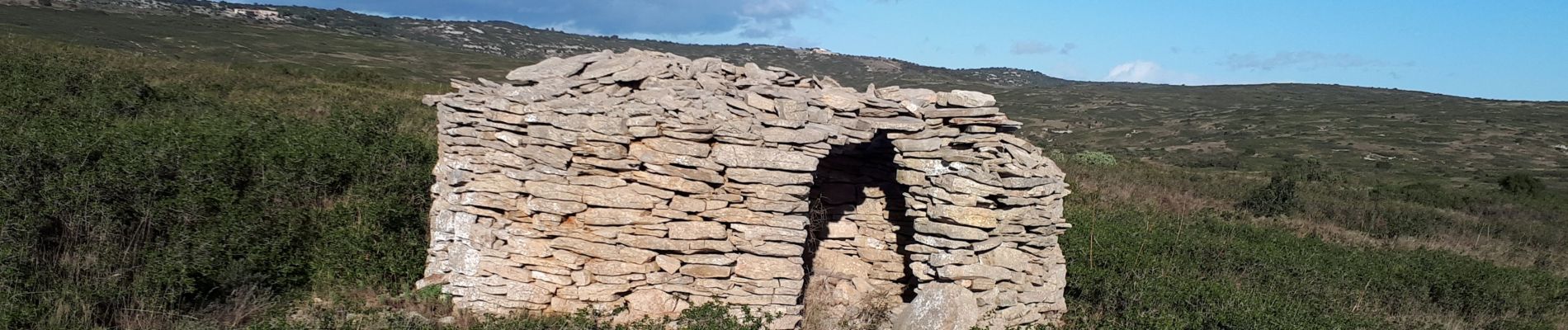 Point d'intérêt Aumelas - Capitelle en ruine - Photo