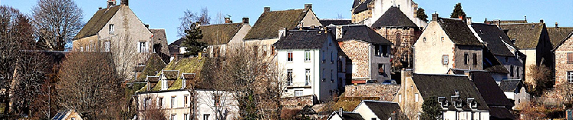 Tocht Stappen Saint-Sauves-d'Auvergne - St_Sauves_Dordogne_Volcans - Photo