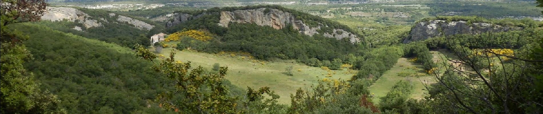 Percorso Marcia Buoux - SityTrail - 2428982 - grp-luberon-tour-des-clapaedes-42km - Photo