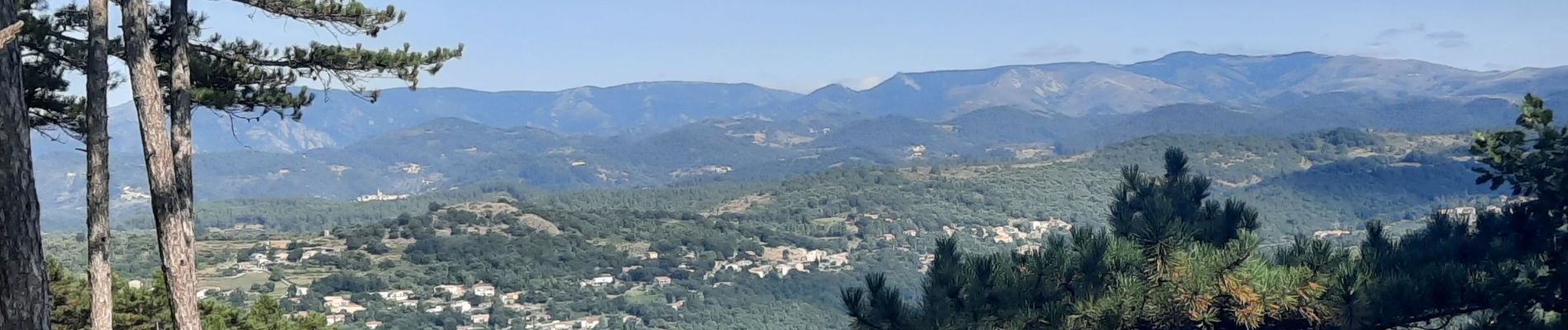 Tour Wandern Vesseaux - Vaisseaux Col d'Auriolles 19km - Photo