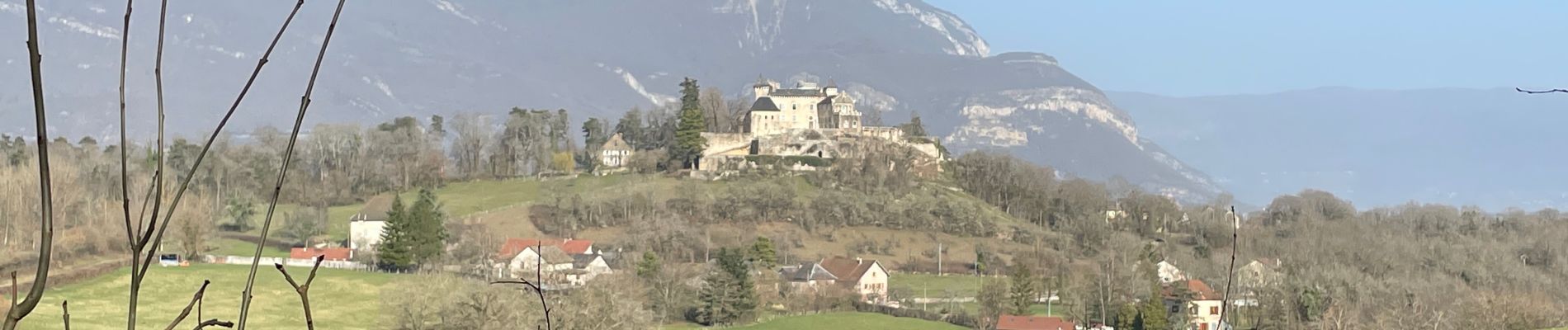 Tocht Stappen Cuzieu - Château - Photo