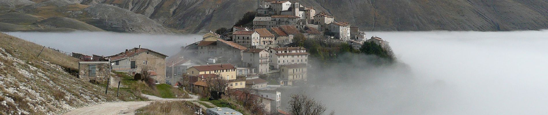 Tour Zu Fuß Norcia - Castelluccio di Norcia/Sentiero N°571 (GAS) - Photo