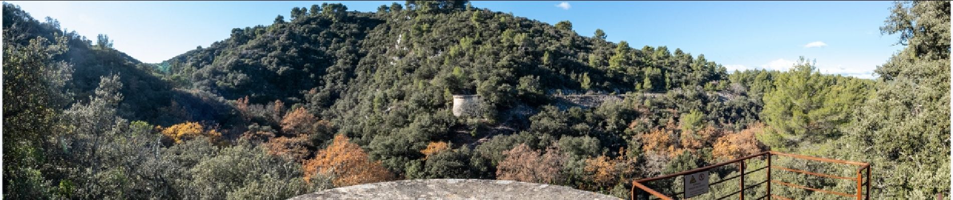 Percorso Marcia Peyrolles-en-Provence - Le Loubatas et l'ancien canal du Verdon de Peyrolles en Provence - Photo
