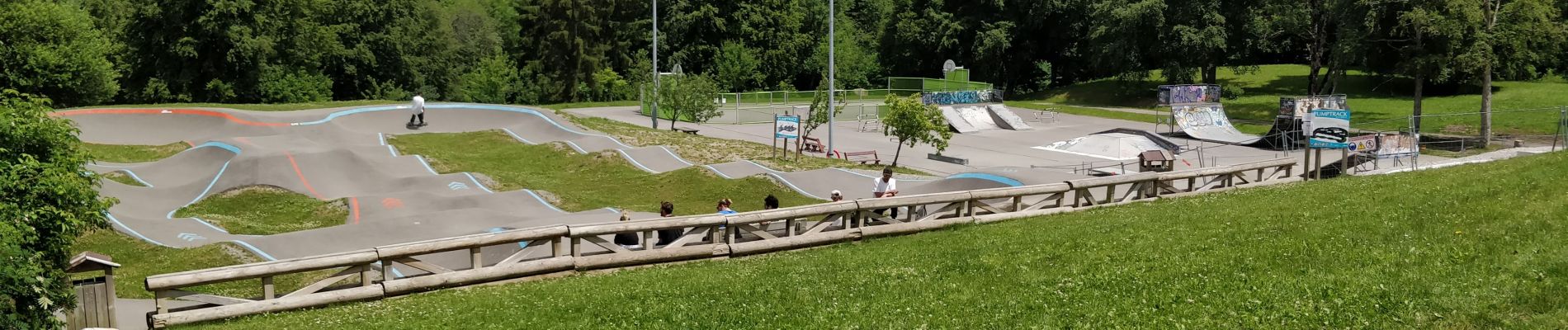 Randonnée Marche Arâches-la-Frasse - boucle les Carroz, la forêt d'Araches, Cretoral, retour par la pierre a Laya - Photo