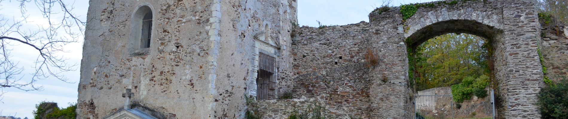 Point d'intérêt Orée-d'Anjou - Manoir natal du poète Joachym Du Bellay (ruines) - Photo