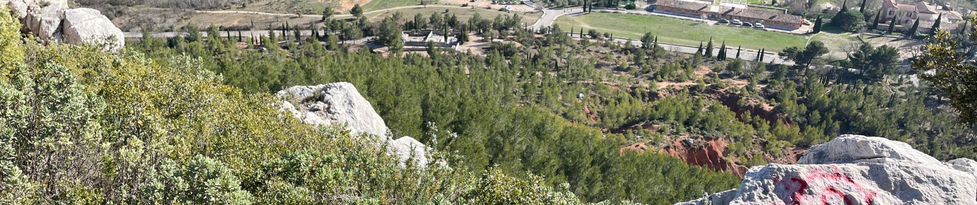 Trail Walking Saint-Antonin-sur-Bayon - Ste Victoire - Le Garagaï - Photo