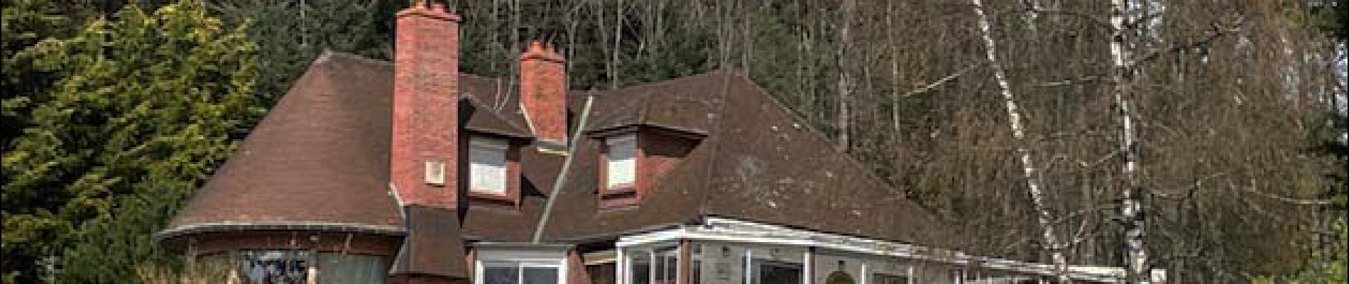 Point d'intérêt La Gresle - Villa à l'orée d'un bois - Photo