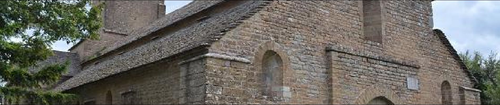 Punto di interesse La Chapelle-sous-Brancion - Église Saint-Pierre de Brancion - Photo