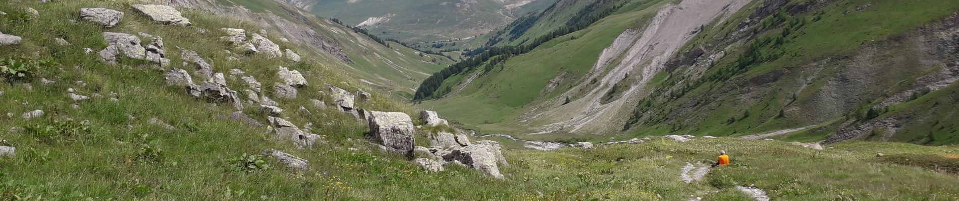 Trail Walking Val-d'Oronaye - lac du lauzaniez - Photo