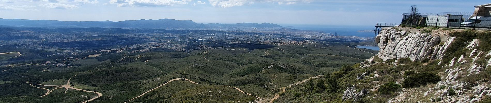 Excursión Senderismo Mimet - la chaîne de l'étoile au départ du col Sainte-Anne - Photo