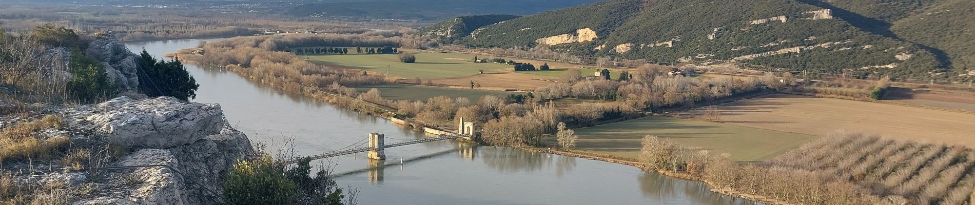 Percorso Marcia Donzère - Donzère -falaises-Navon-ruines 15km - Photo