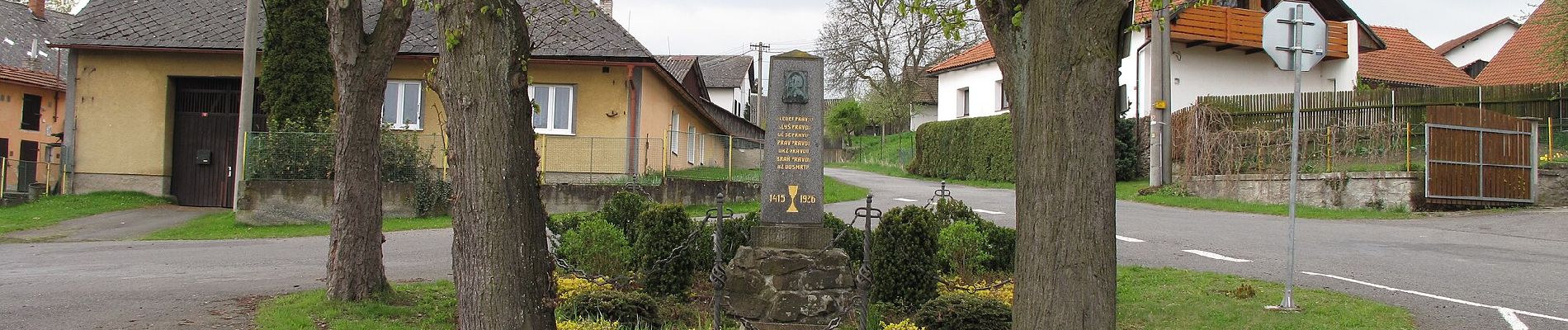 Excursión A pie Černíkov - [Ž] Bezpravovice - Velký Kouřim - Photo