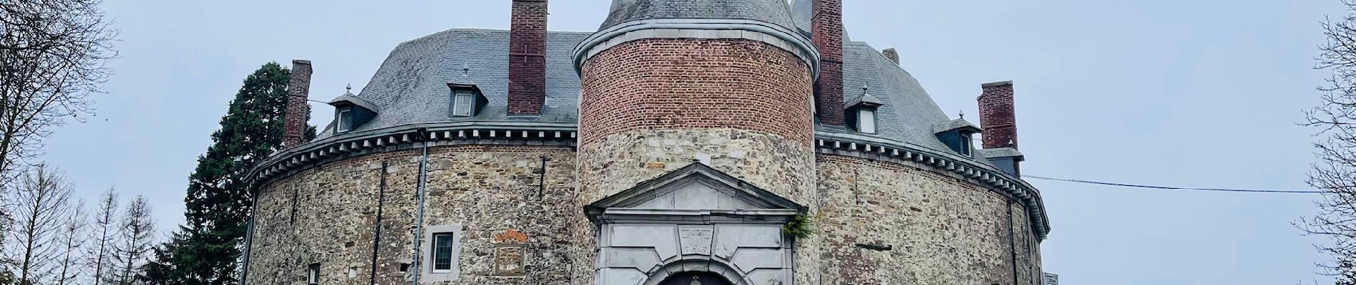 Randonnée Marche Ans - Le château de Waroux et ses environs à Ans - Photo