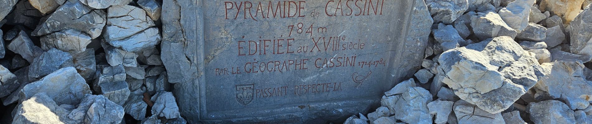 Punto de interés Le Revest-les-Eaux - Pyramide de CASSINI - Photo