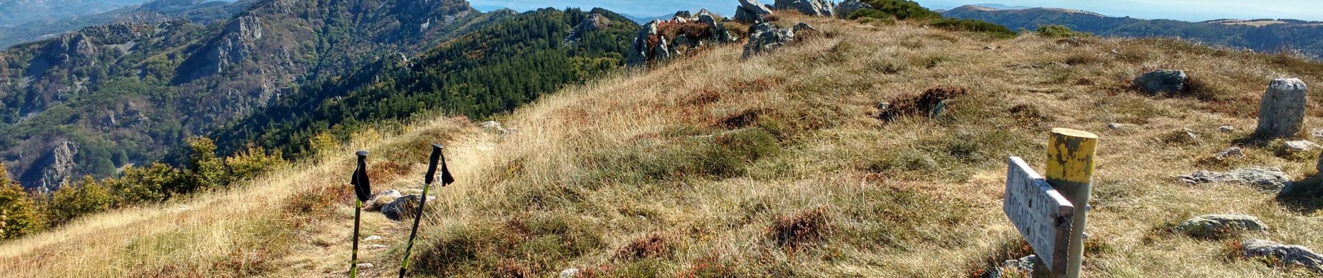 Percorso Marcia Mayres - Mayres-Les Pergeyres-Col d'Abraham-Granges d'Abraham-La Mothe - Photo