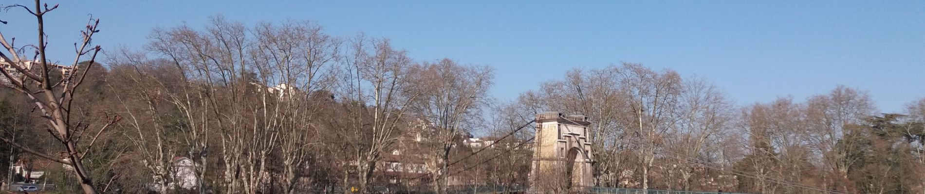 Randonnée Marche Lyon - cuire et ile barbe - Photo