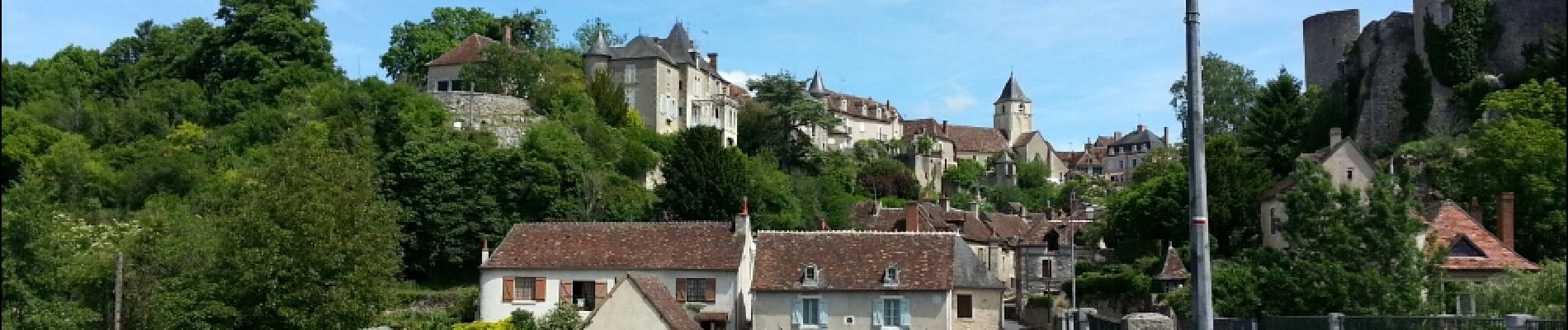 Trail Walking Angles-sur-l'Anglin - Angles-sur-l'Anglin - 10.2km 200m 3h00 - 2017 05 21 - Photo