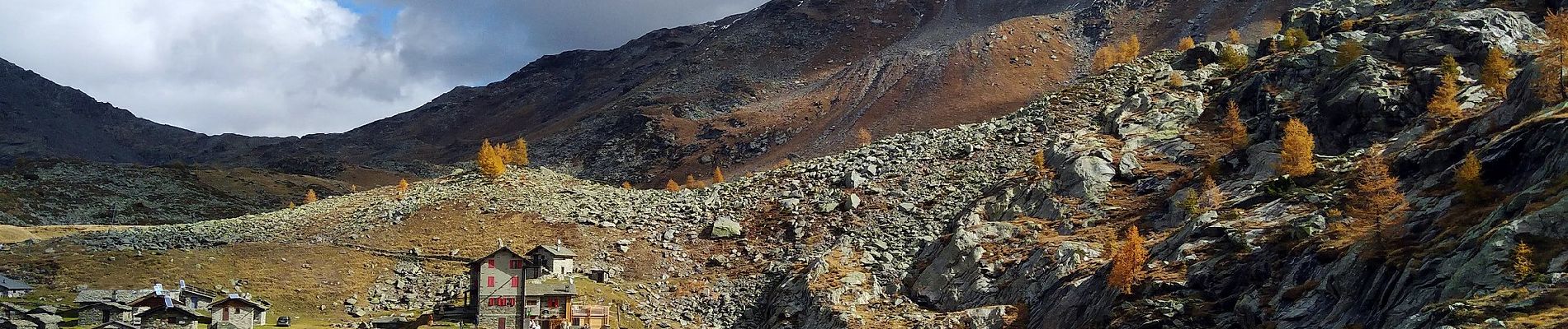 Percorso A piedi Lanzada - (SI D26N) Rifugio Marinelli Bombardieri - Rifugio Cristina all'Alpe Prabello - Photo