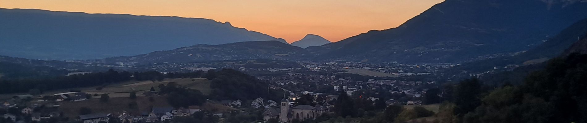 Trail Walking Saint-Jeoire-Prieuré - Tours de Chignin  - Photo