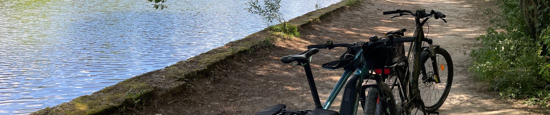 Randonnée Vélo électrique Chargé - Chemin des châteaux - Photo