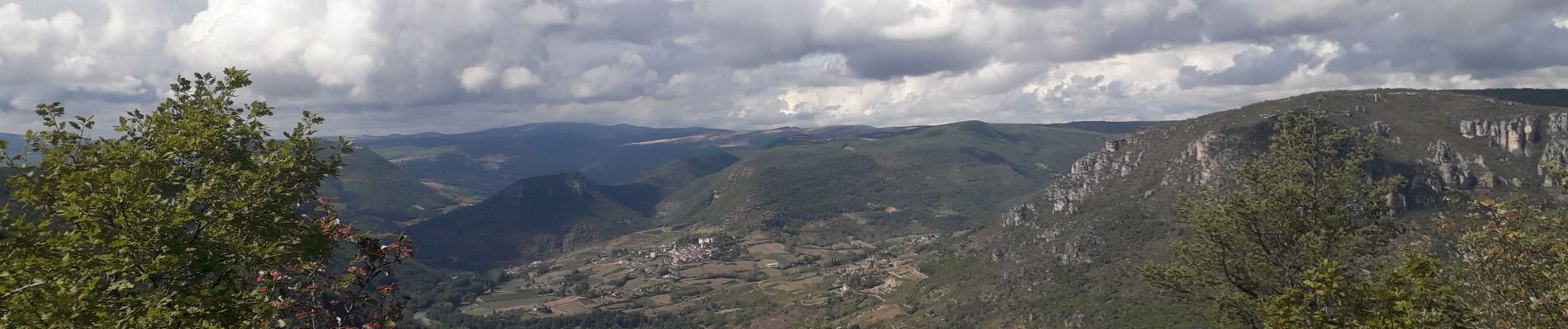 Randonnée Marche Peyreleau - peyreleau et source st martin - Photo