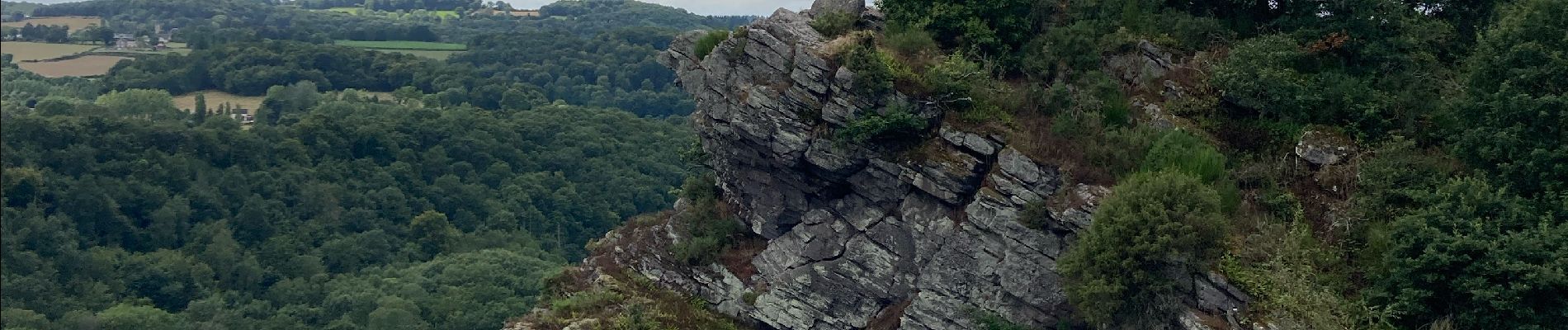 Trail Walking Saint-Philbert-sur-Orne - La roche d’oëtre  - Photo