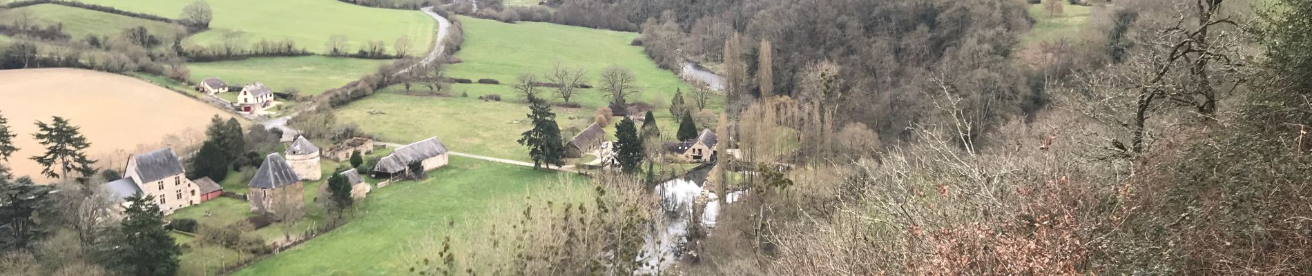 Randonnée Marche Saint-Léonard-des-Bois - Boucle St Léonard vallée de la Misère  - Photo