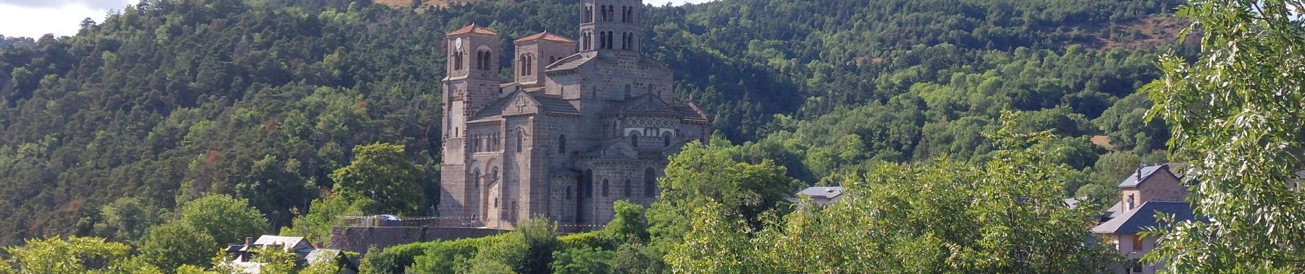 Randonnée Marche Saint-Nectaire - TOUR DU PUY D' ERAIGNE DEPUIS LE CAMPING 