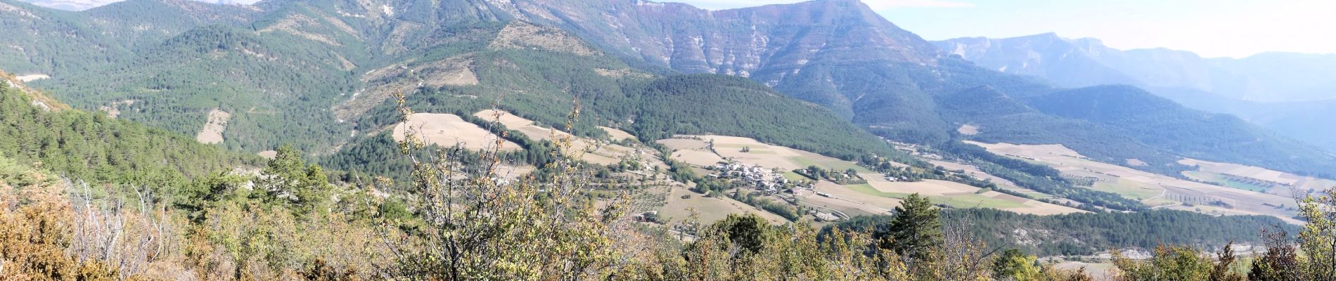 Randonnée Marche Ponet-et-Saint-Auban - Ponet-et-St-Auban - Montagne de Desse - Marignac - Photo