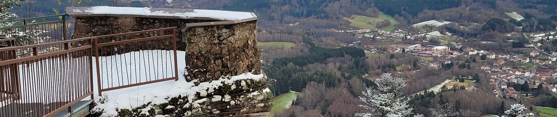 Punto di interesse Senones - Vue sur la vallée du Rabodeau - Photo