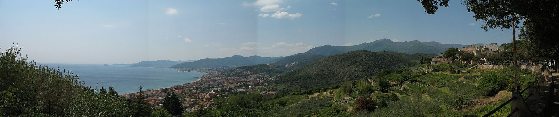 Tour Zu Fuß Finale Ligure - Finalborgo - Chiesa di Verezzi - Torre Bastia - Photo